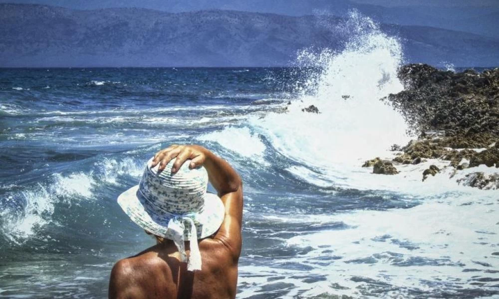 Έκκληση Παγώνη: Πριν φύγετε για διακοπές εμβολιαστείτε